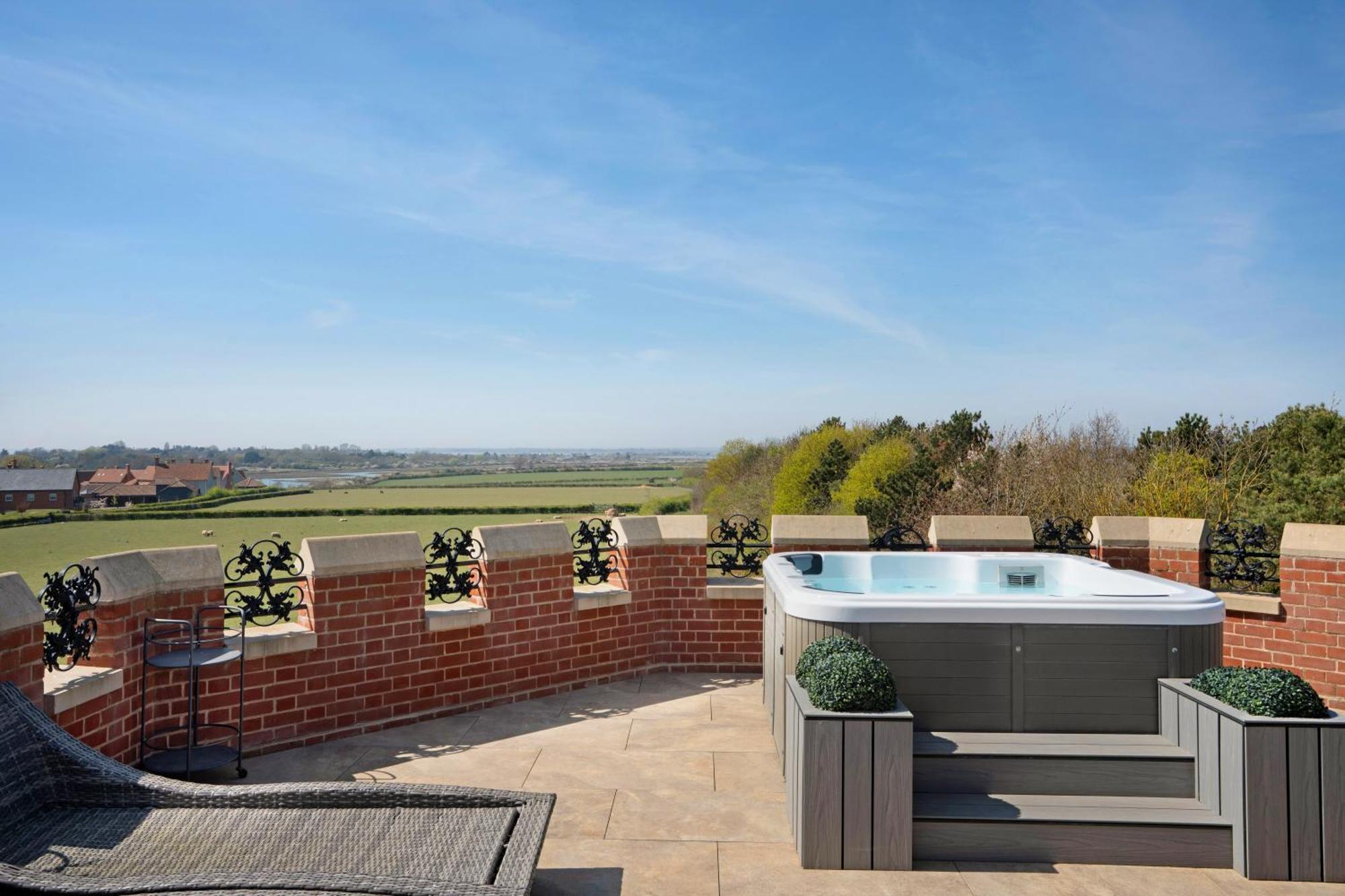 South Lodge, St Osyth Priory Saint Osyth ภายนอก รูปภาพ